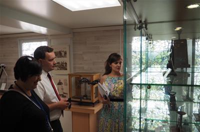Музей Весов произвел впечатление на заместителя Губернатора Волгоградской области фото #5